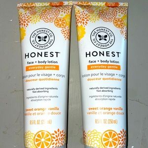 Honest company body lotion bundle New!